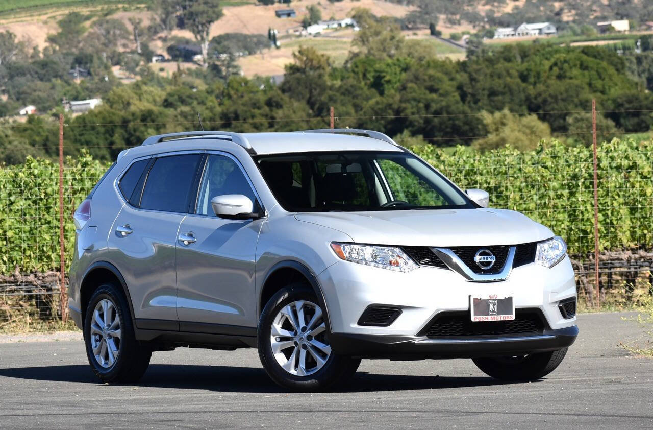 Used 2015 Nissan Rogue SV AWD/4WD image 2