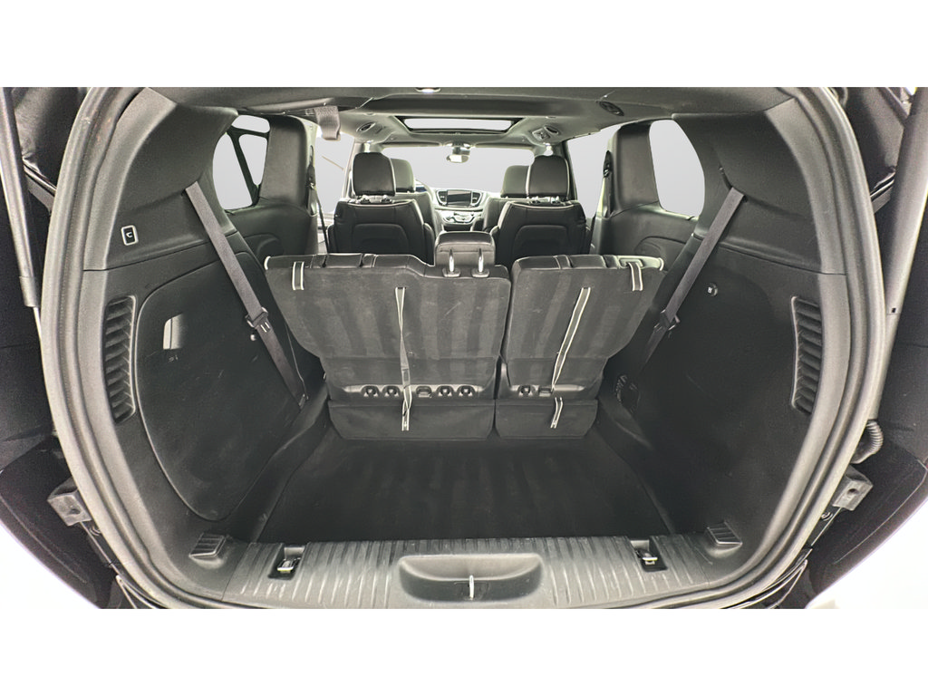 Used 2025 Chrysler Pacifica Limited FWD image 24