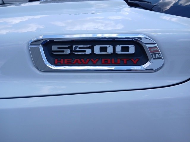 Used 2021 RAM 5500 Tradesman w/ Chrome Appearance Group image 9