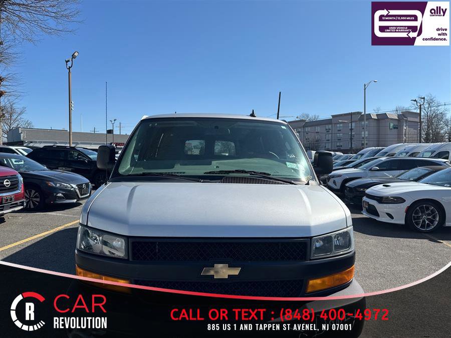 Used 2020 Chevrolet Express 3500 LS RWD image 2
