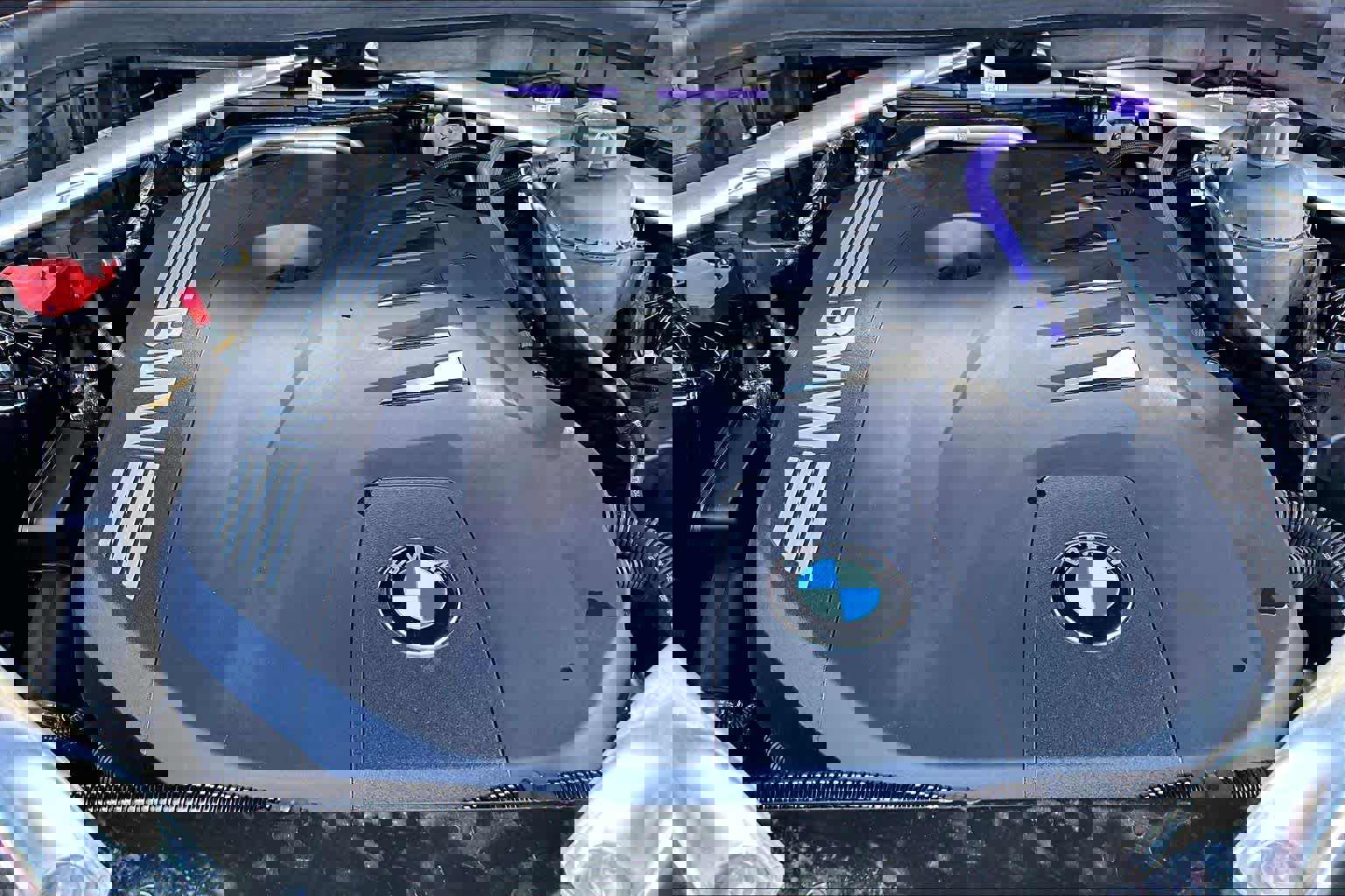 Used 2024 BMW X6 xDrive40i w/ Executive Package image 28