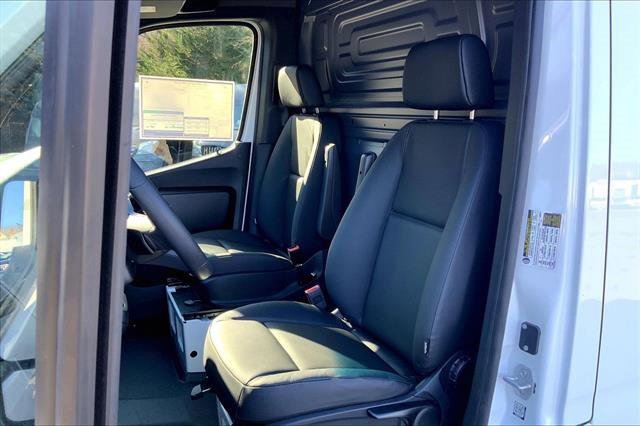 New 2026 Mercedes-Benz Sprinter 144 Cargo image 8