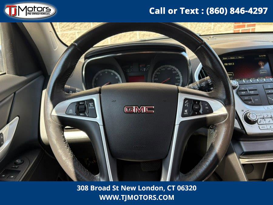 Used 2017 GMC Terrain SLT w/ Open Road Package AWD/4WD image 16