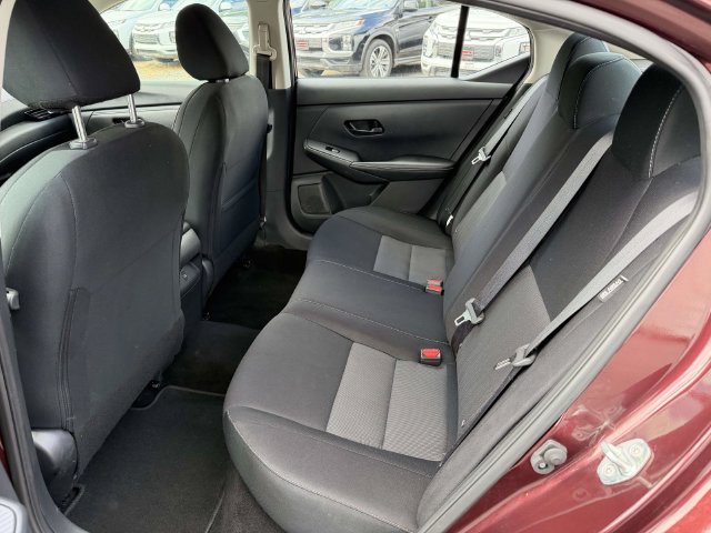 Used 2024 Nissan Sentra SV FWD image 13