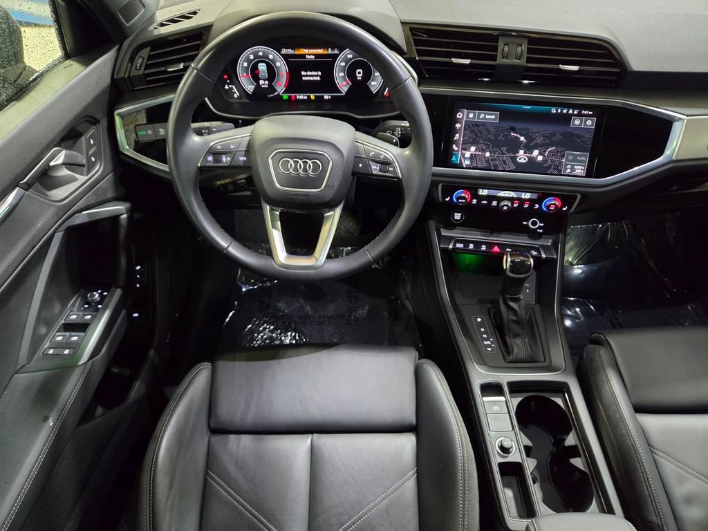 Used 2023 Audi Q3 2.0T Premium Plus w/ Premium Plus Package AWD/4WD image 15