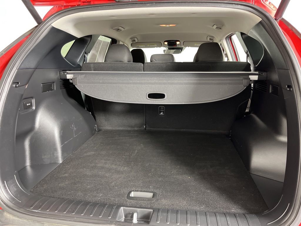 Used 2023 Hyundai Tucson SEL w/ Cargo Package image 7