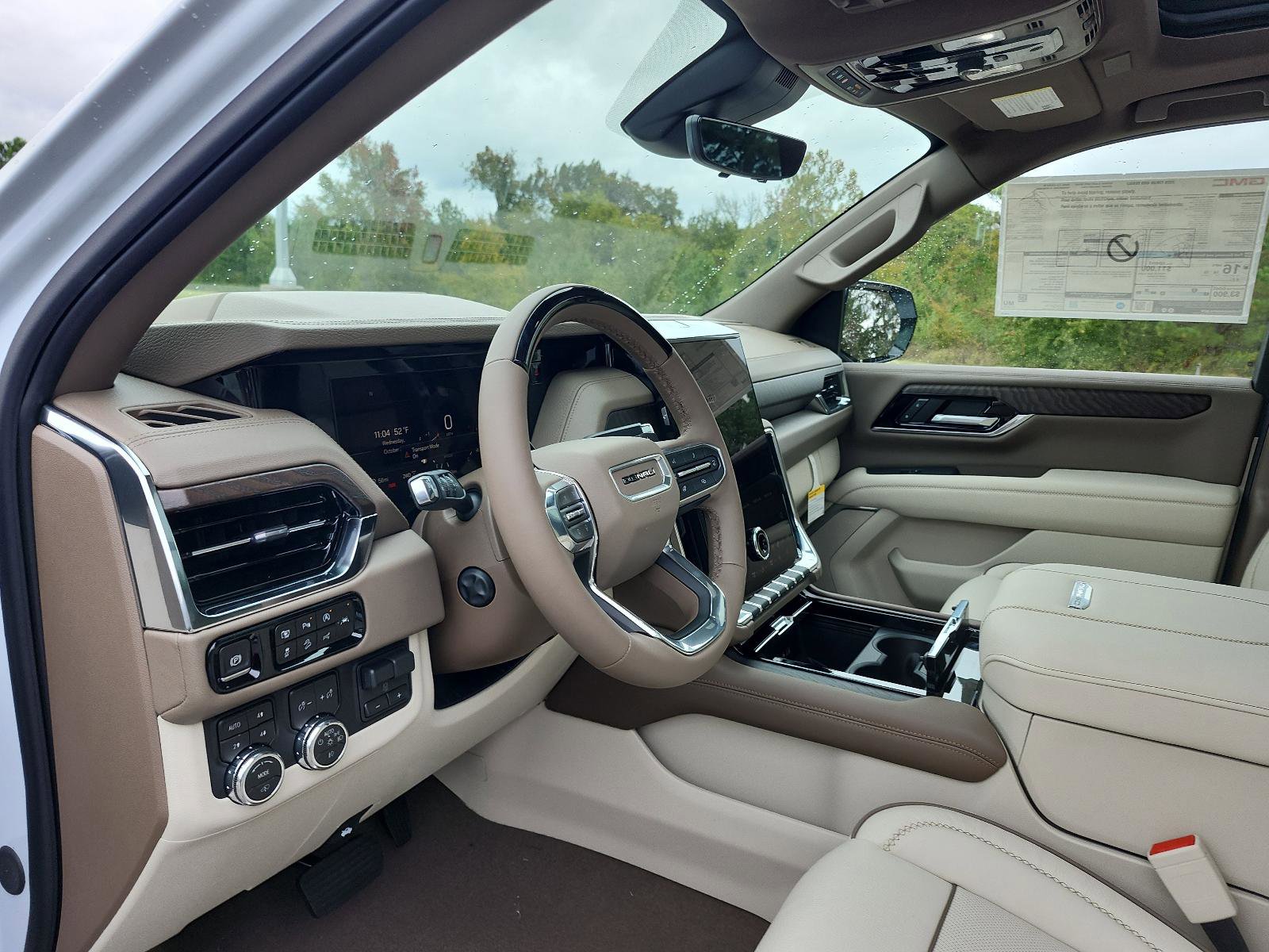 New 2026 GMC Yukon Denali image 13