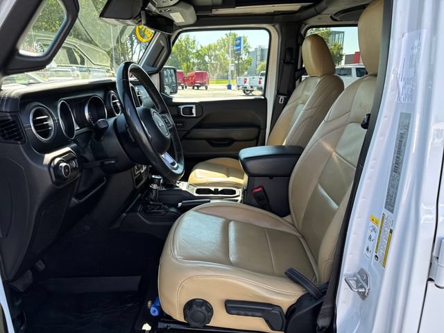 Used 2019 Jeep Wrangler Unlimited Sahara w/ Advanced Safety Group AWD/4WD image 13