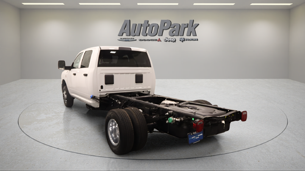 New 2026 RAM 3500 Tradesman w/ Chrome Appearance Group A AWD/4WD image 2