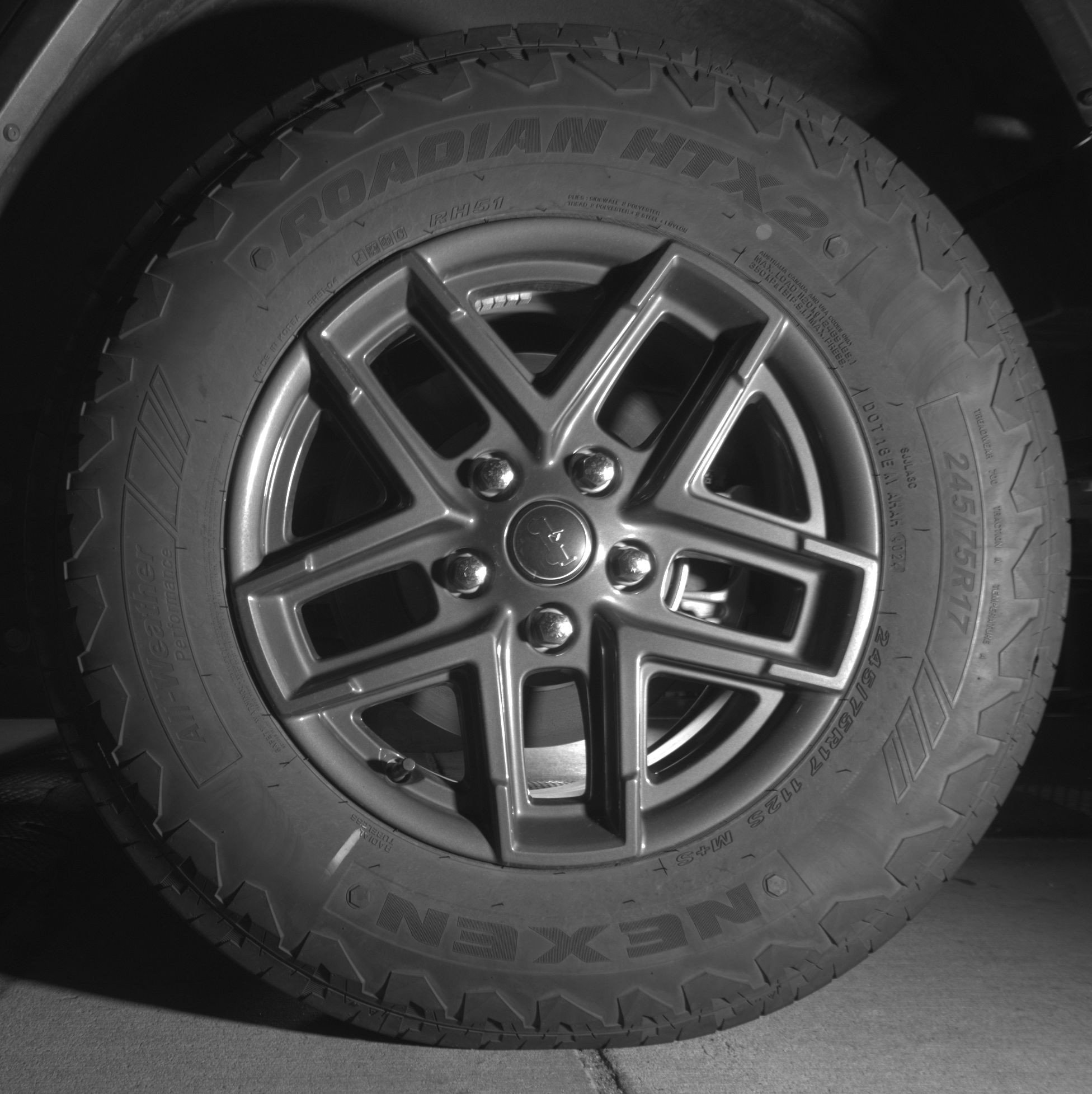 Used 2025 Jeep Wrangler Unlimited Sport AWD/4WD image 14