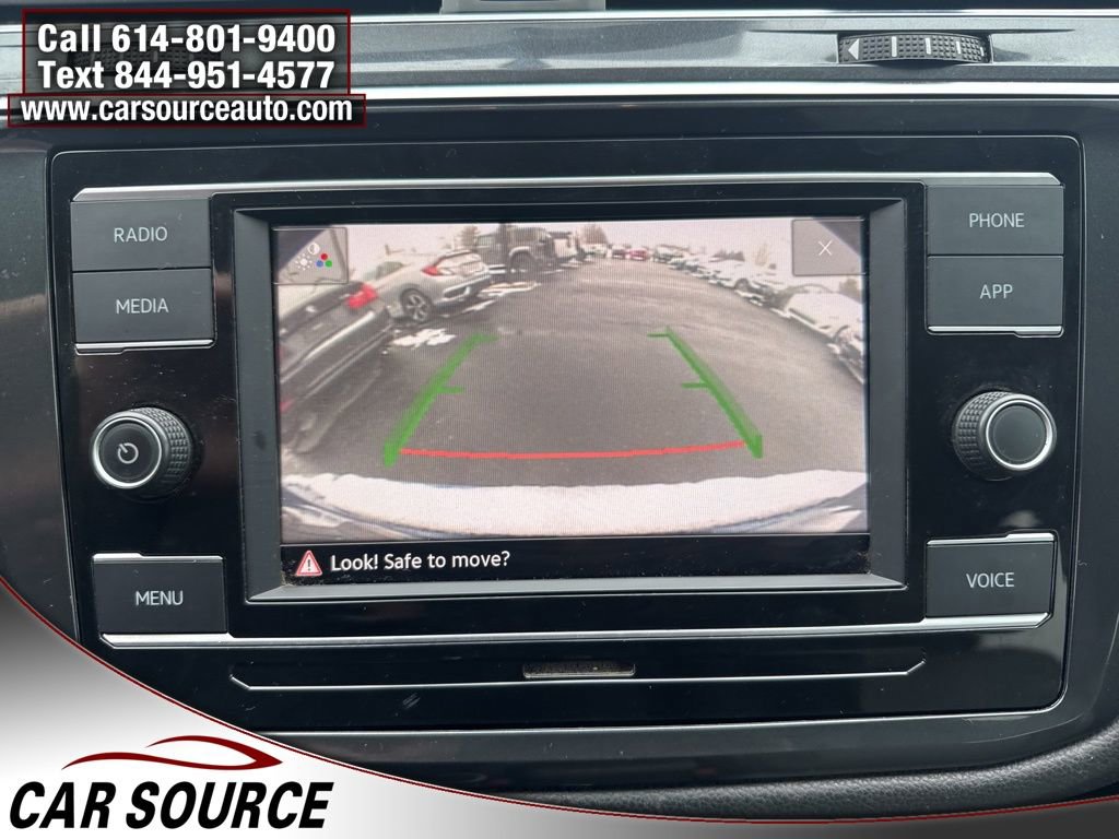 Used 2020 Volkswagen Tiguan S image 12