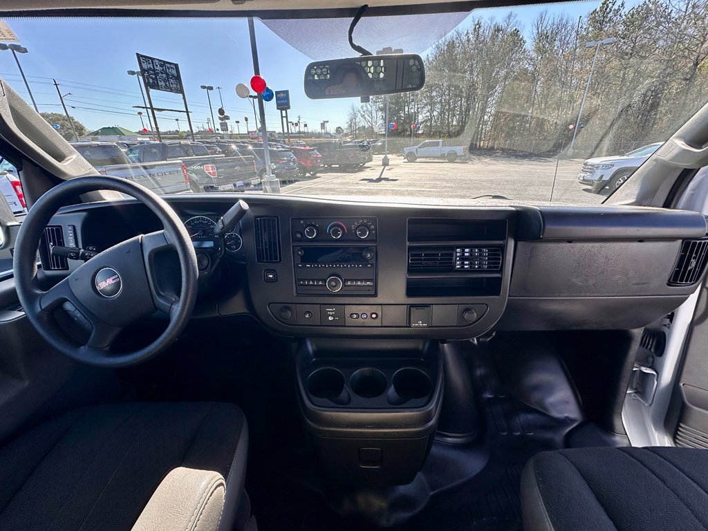 Used 2024 GMC Savana 2500 w/ Driver Convenience Package image 15