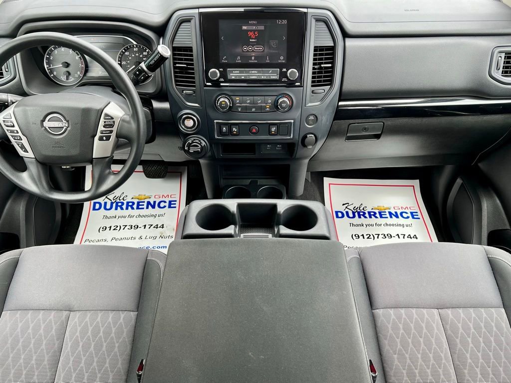 Used 2023 Nissan Titan SV image 17