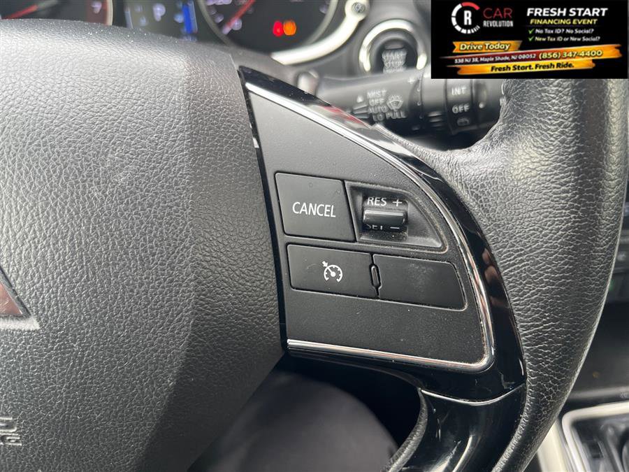 Used 2019 Mitsubishi Eclipse Cross SE image 21