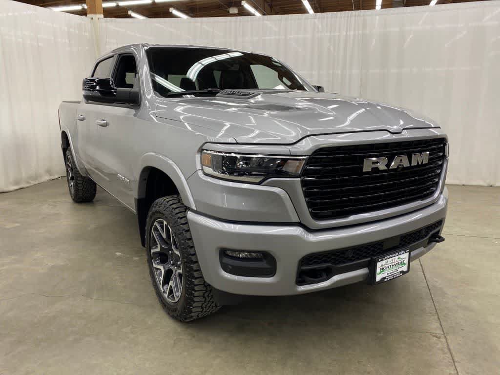 Used 2025 RAM 1500 Laramie w/ Sport Appearance Package AWD/4WD image 8