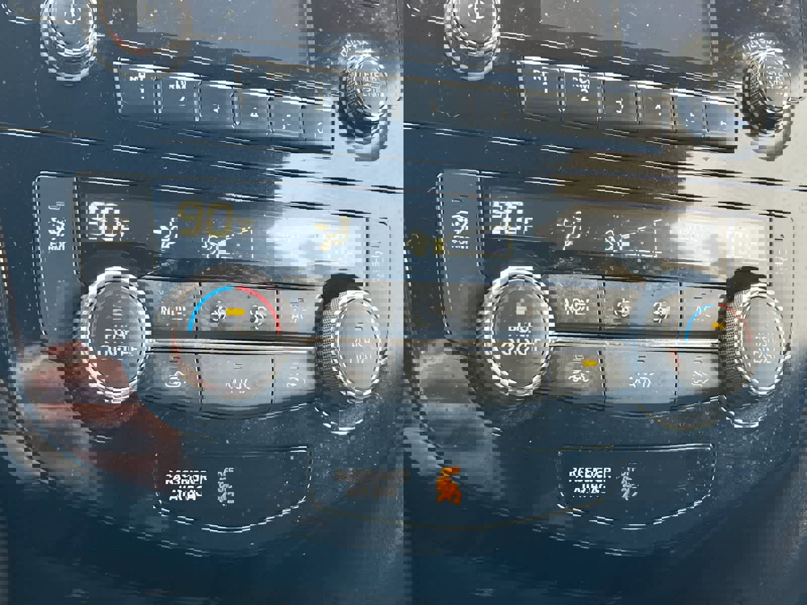 Used 2017 Nissan Rogue SV image 21