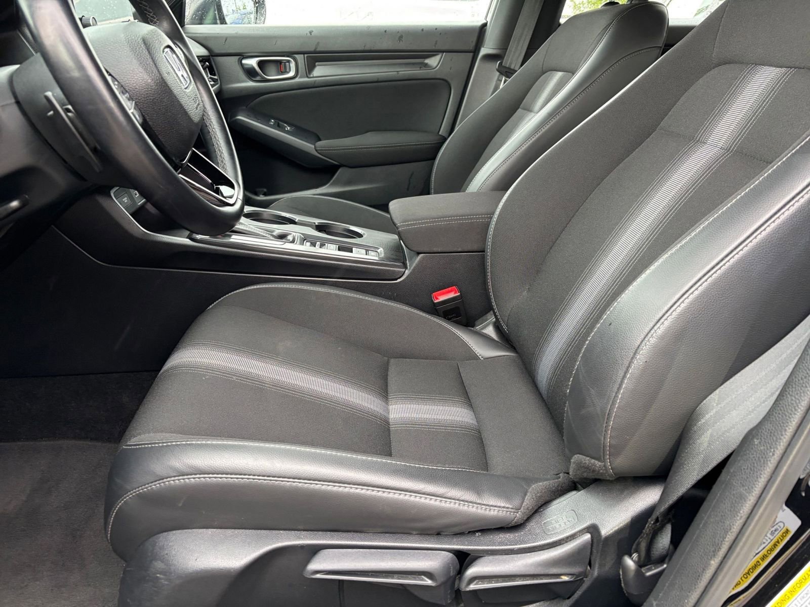 Used 2024 Honda Civic Sport image 25