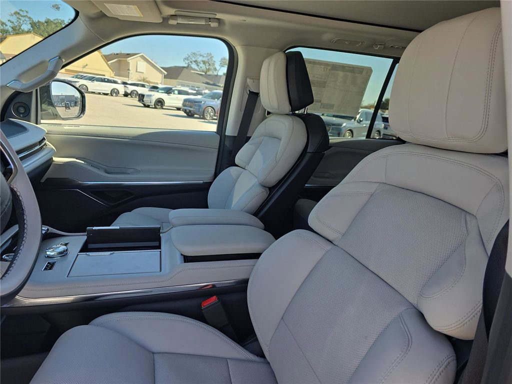 New 2026 Lincoln Navigator L Reserve image 20