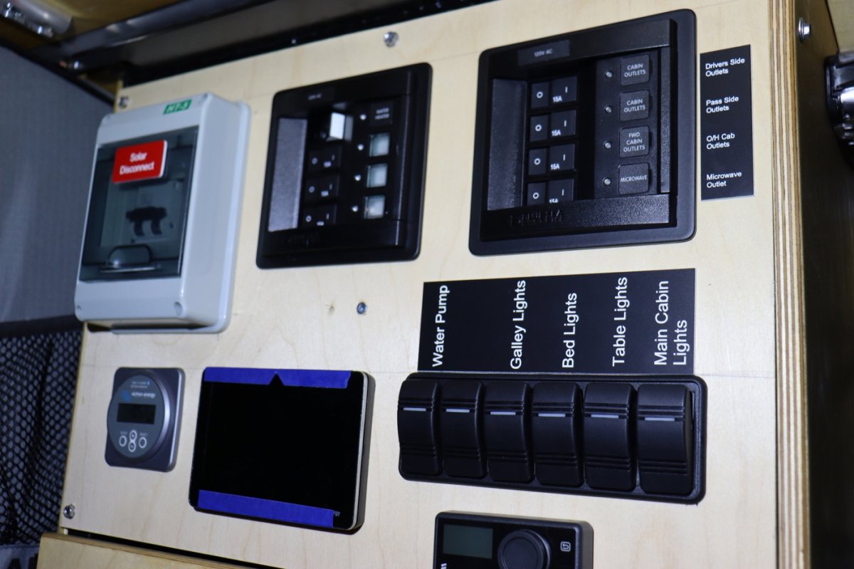 Used 2019 Mercedes-Benz Sprinter 4x4 170 image 32