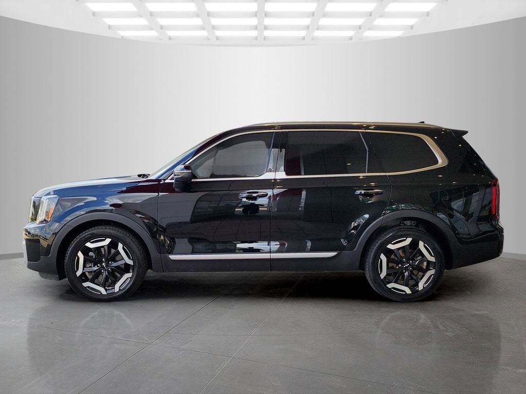 Used 2023 Kia Telluride S image 8