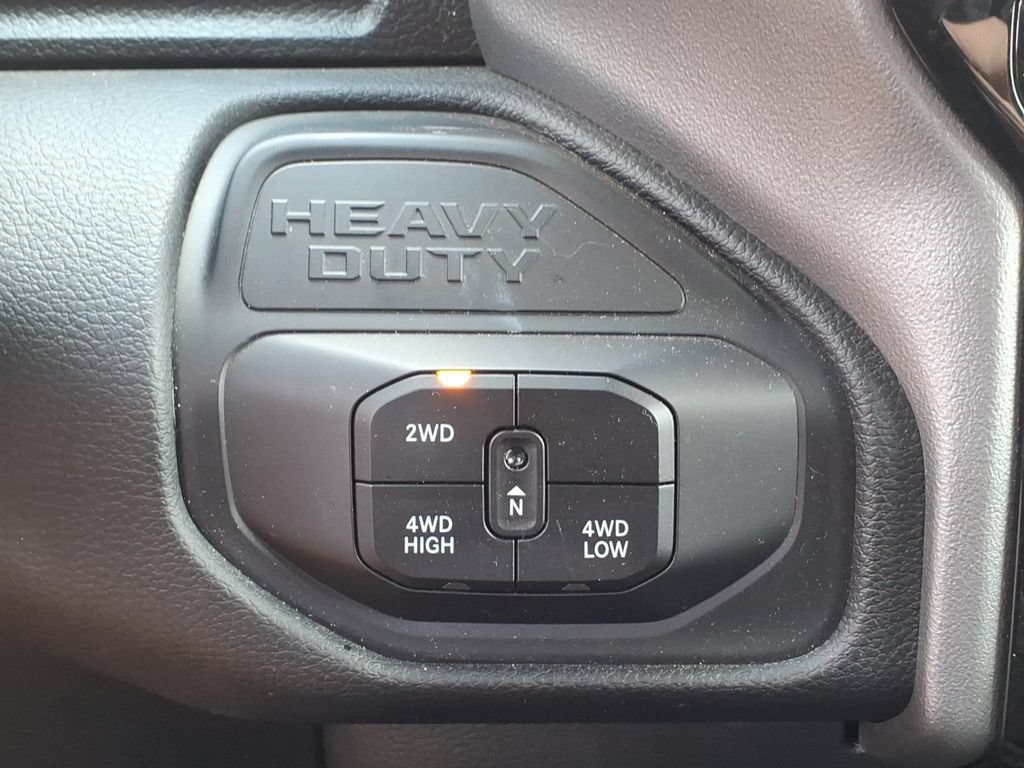 Used 2026 RAM 2500 Big Horn AWD/4WD image 7