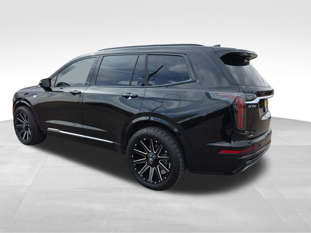Used 2020 Cadillac XT6 Sport image 3