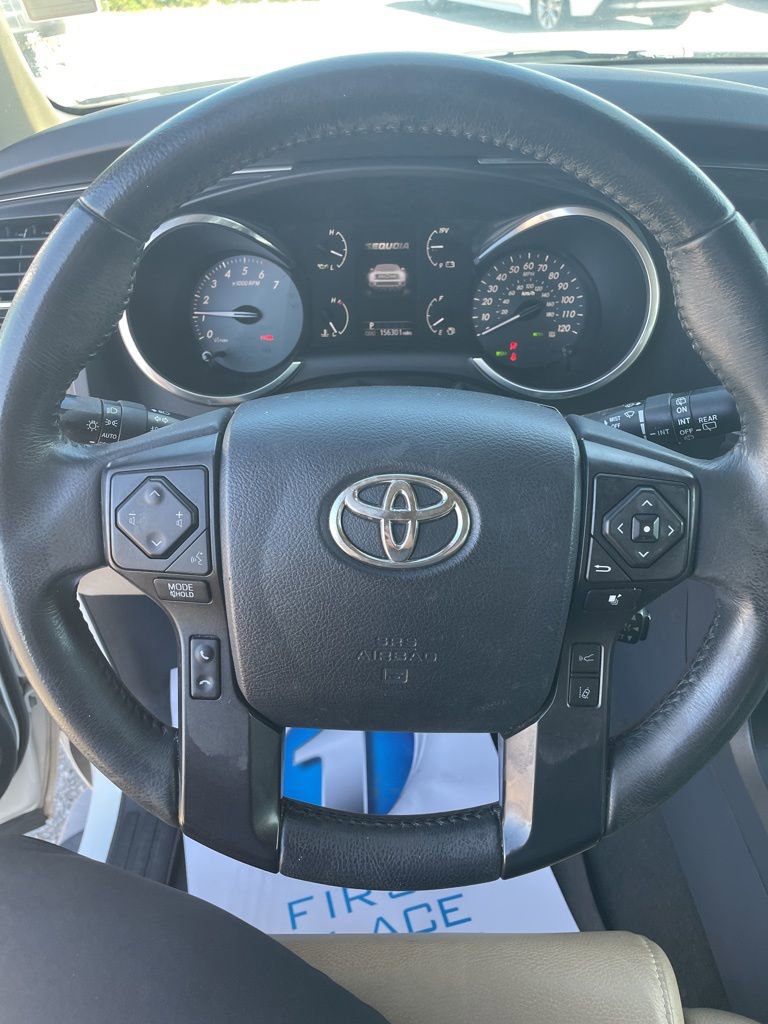 Used 2019 Toyota Sequoia Limited w/ Safety & Convenience Package image 11