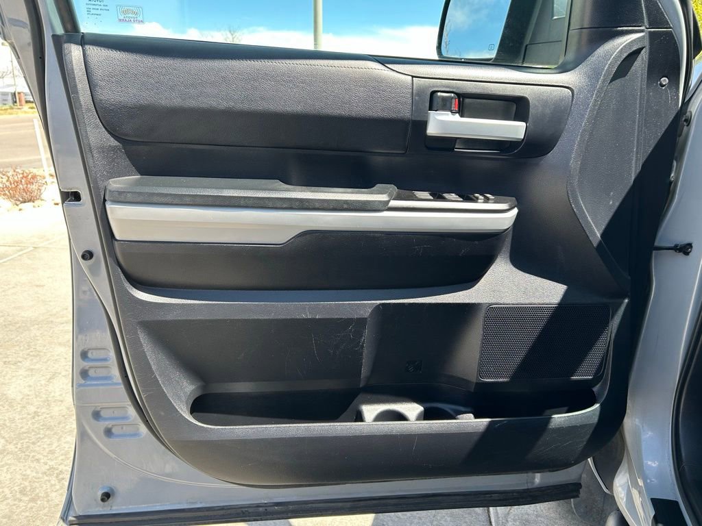 Used 2020 Toyota Tundra SR5 w/ TRD Off-Road Package AWD/4WD image 23