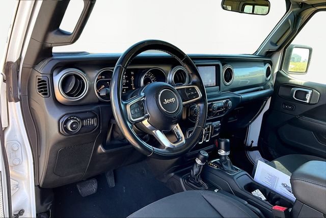 Used 2020 Jeep Wrangler Unlimited Sahara AWD/4WD image 13