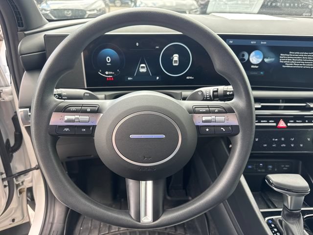 Used 2025 Hyundai Santa Cruz SEL AWD/4WD image 18
