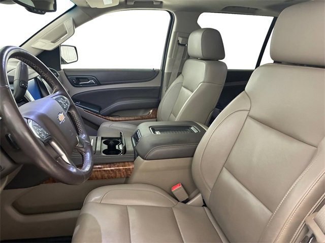 Used 2016 Chevrolet Suburban LTZ image 12