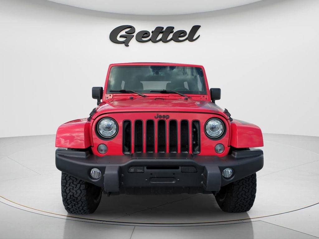 Used 2017 Jeep Wrangler Unlimited Sahara AWD/4WD image 2