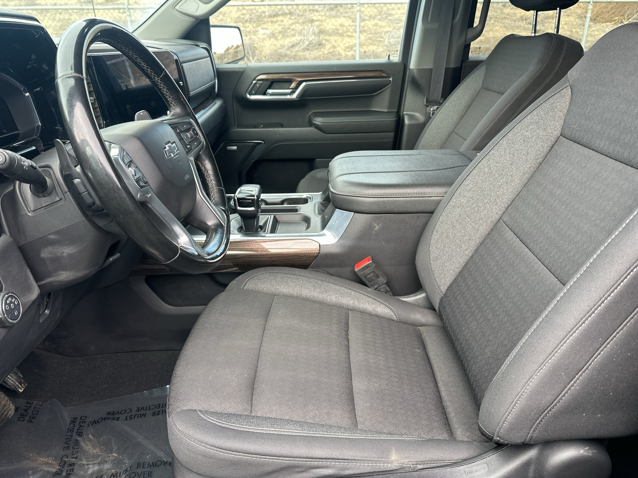 Used 2024 Chevrolet Silverado 1500 LT Trail Boss w/ Convenience Package II AWD/4WD image 13