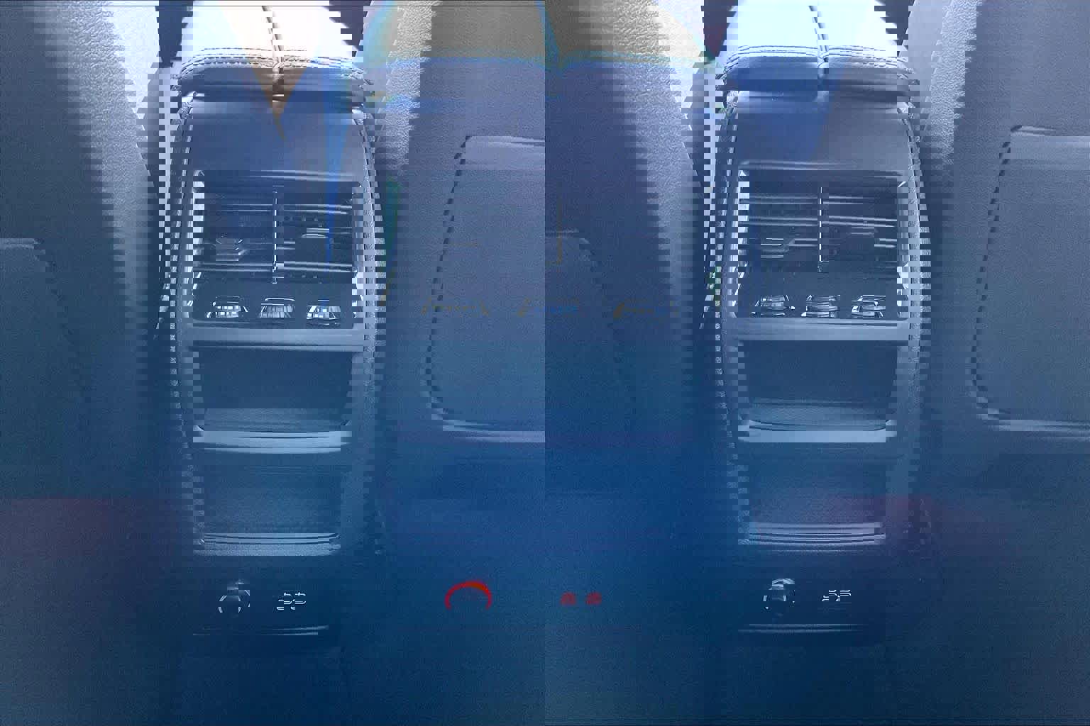 Used 2024 BMW X5 xDrive40i w/ Parking Assistance Package image 35