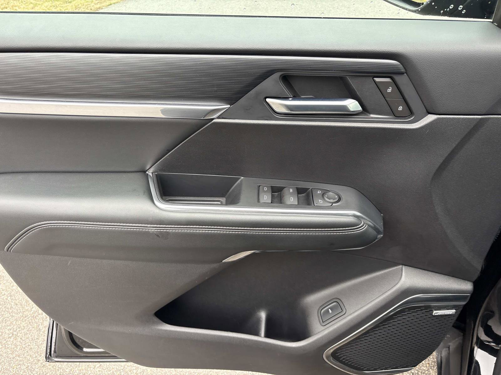 Certified 2025 GMC Acadia Elevation image 12