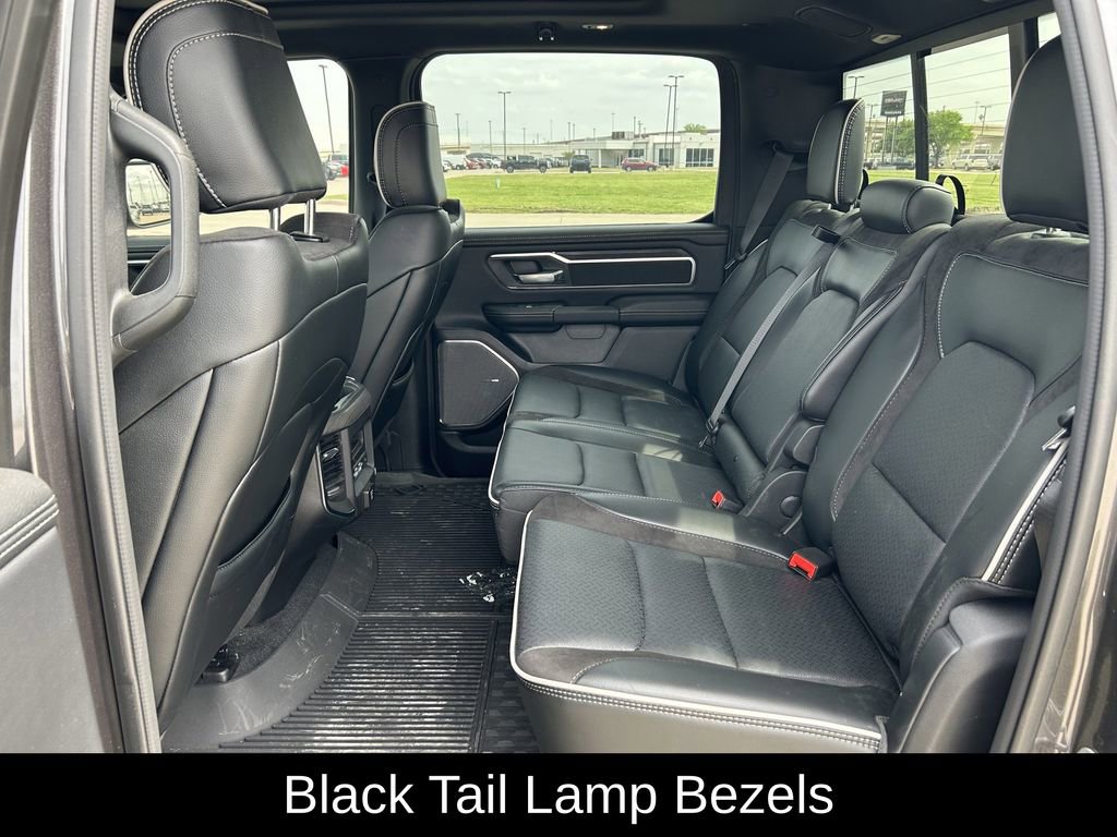 Used 2025 RAM 1500 Laramie w/ Night Edition image 33