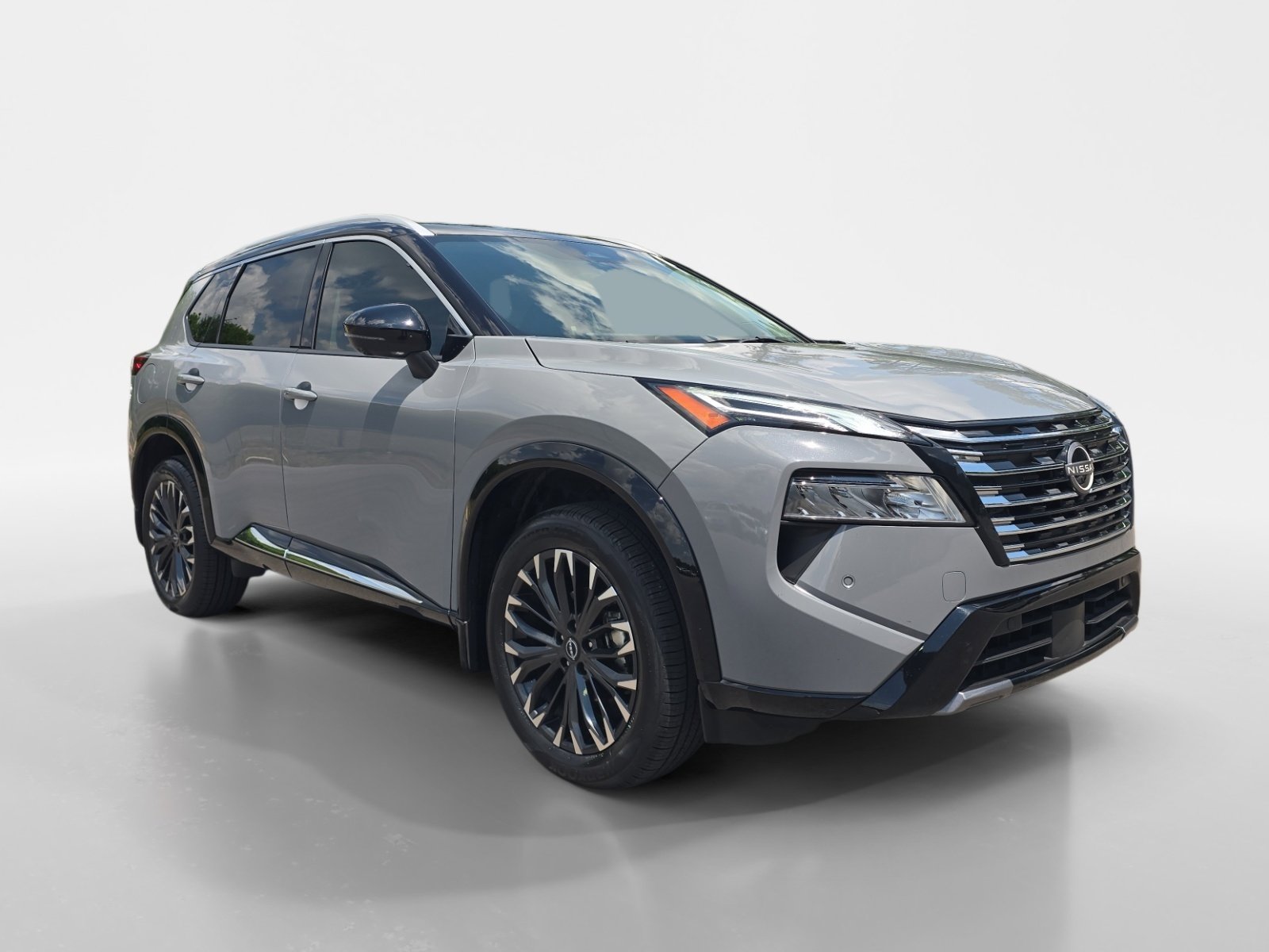 Used 2024 Nissan Rogue Platinum AWD/4WD image 7