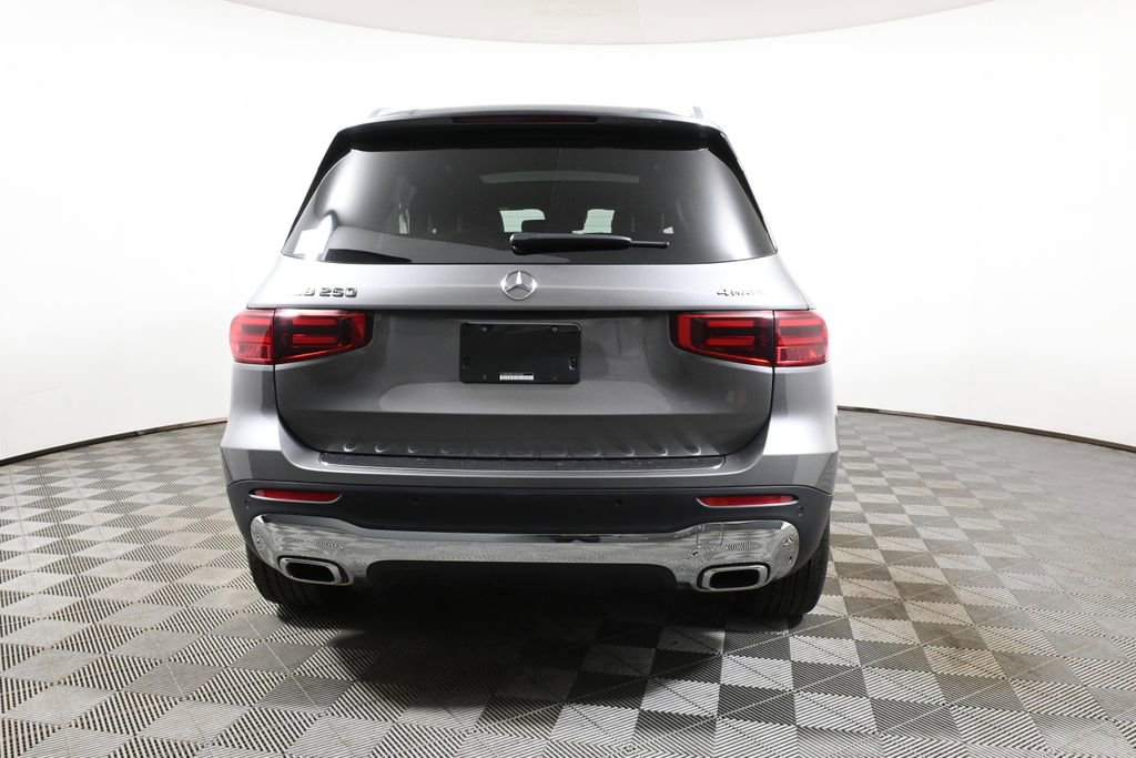 Certified 2026 Mercedes-Benz GLB 250 4MATIC image 5