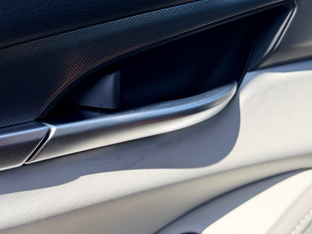New 2027 INFINITI QX60 Luxe FWD image 17