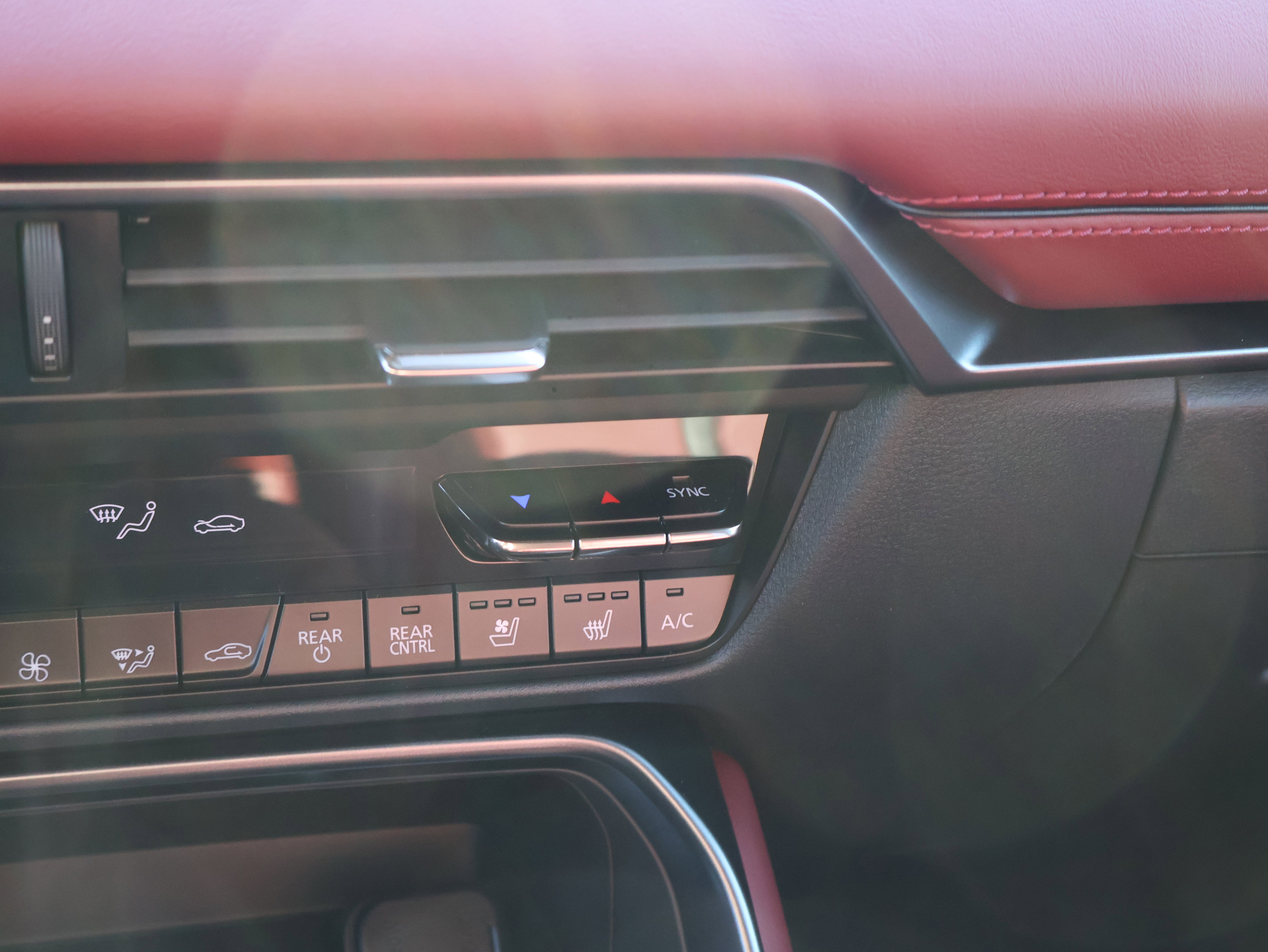 New 2026 MAZDA CX-70 3.3 Turbo w/ Premium Plus Pkg image 32