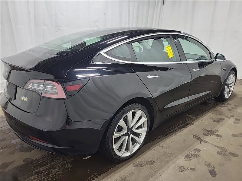 Used 2019 Tesla Model 3 Standard Range Plus image 8