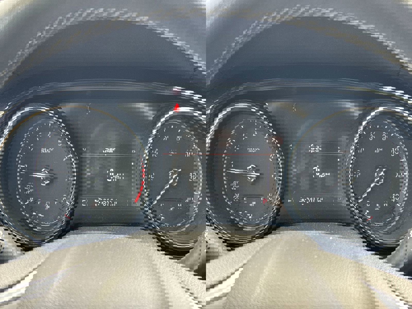 Used 2023 Buick Encore GX Select w/ Sport Touring Package image 21