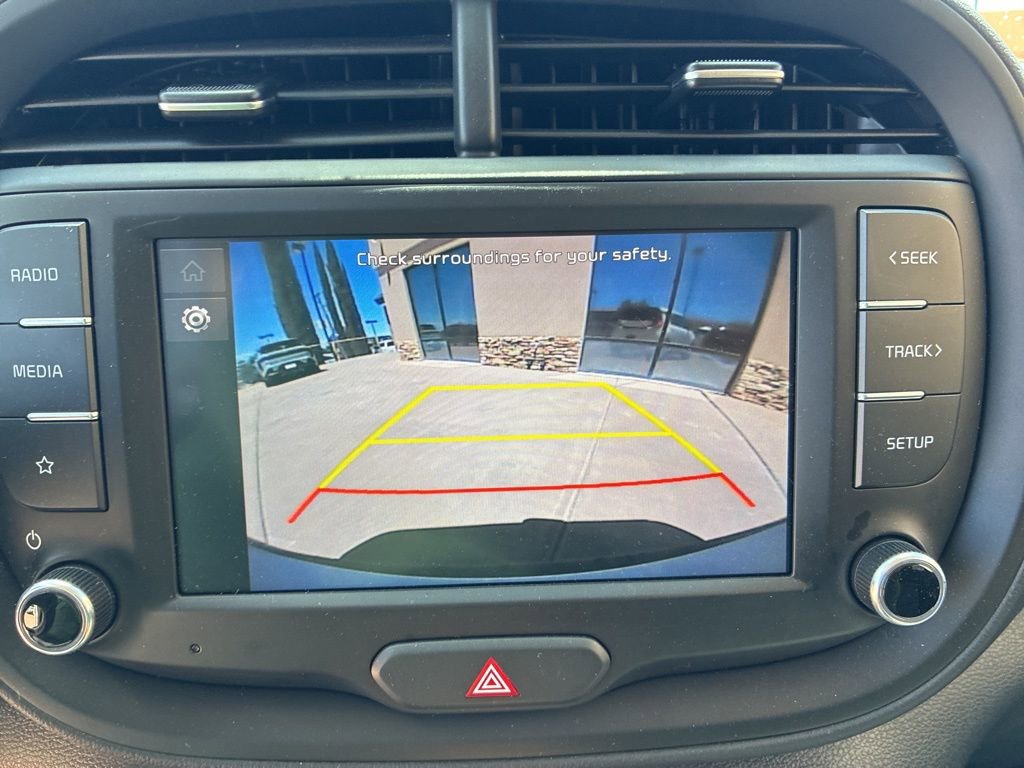 Used 2025 Kia Soul LX FWD image 30