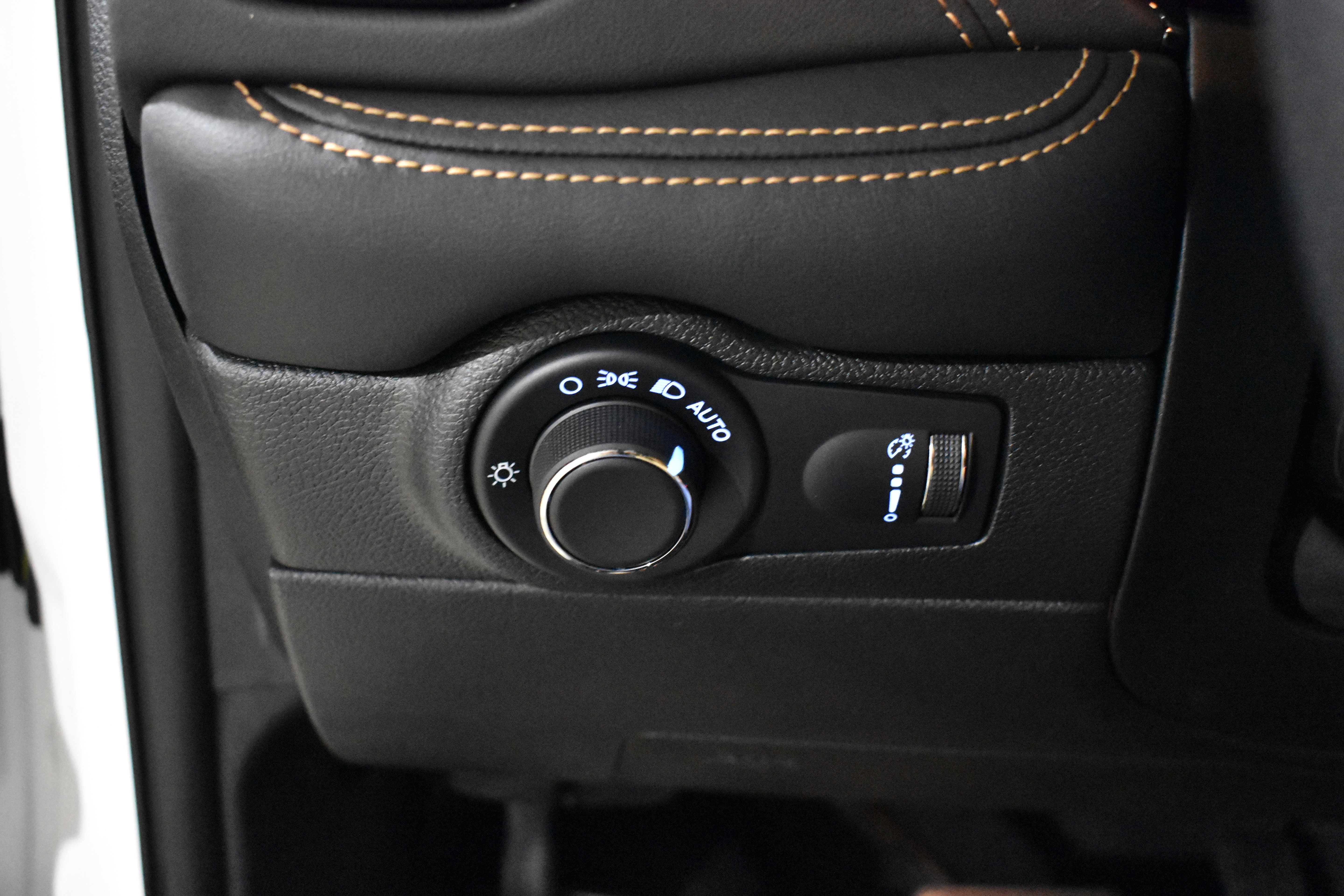 Used 2025 Dodge Durango R/T image 19