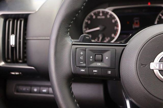 Used 2025 Nissan Pathfinder SL w/ SL Premium Package image 14