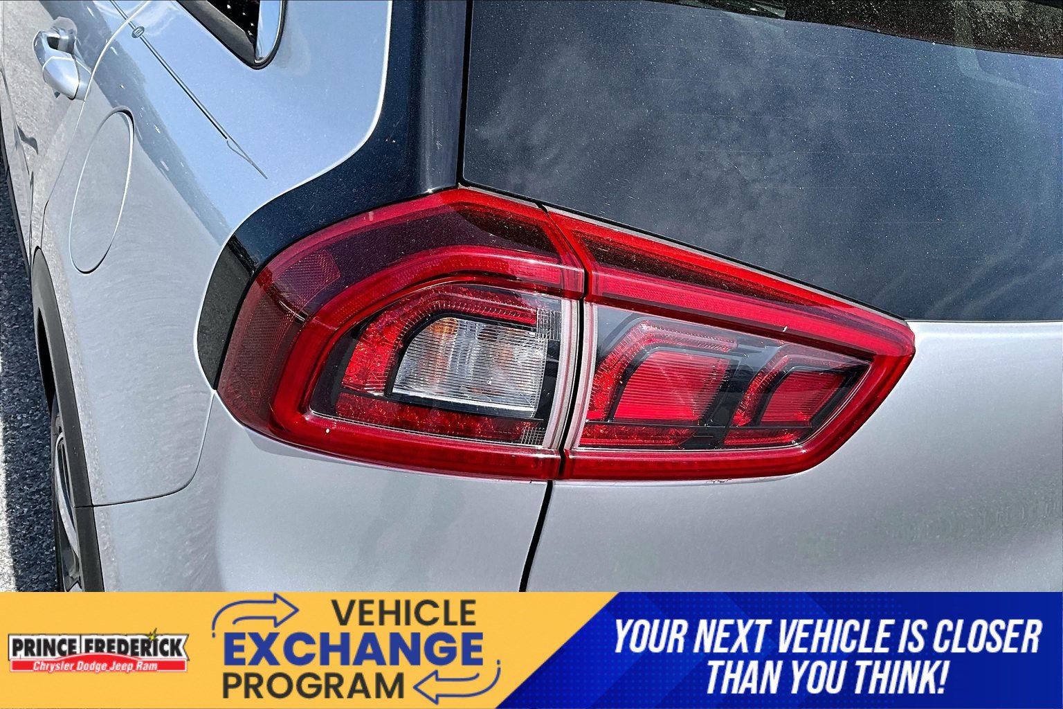 Used 2017 Kia Niro LX image 24