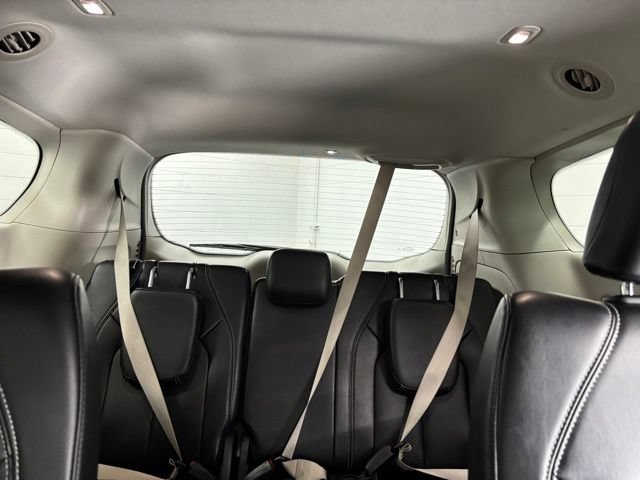 Used 2024 Chrysler Pacifica Touring-L FWD image 10