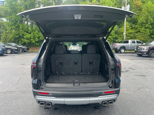 Used 2024 Chevrolet Traverse LT AWD/4WD image 18