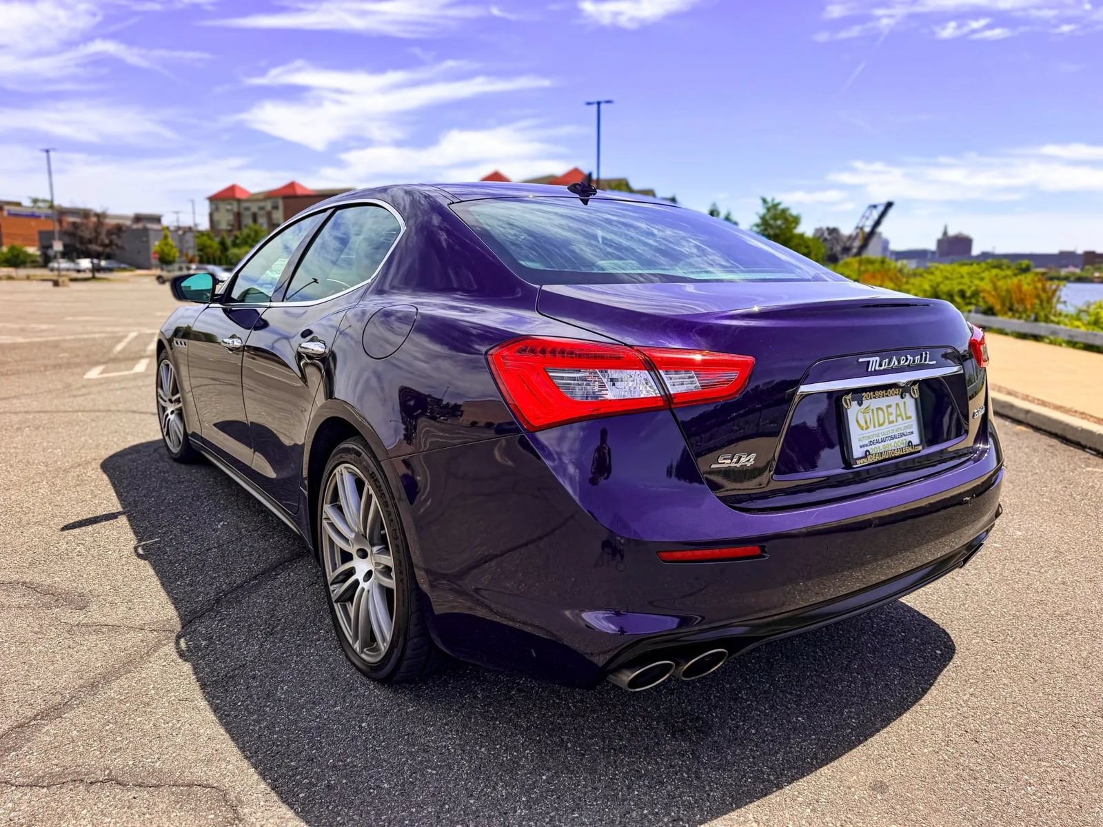 Used 2018 Maserati Ghibli S Q4 AWD/4WD image 5