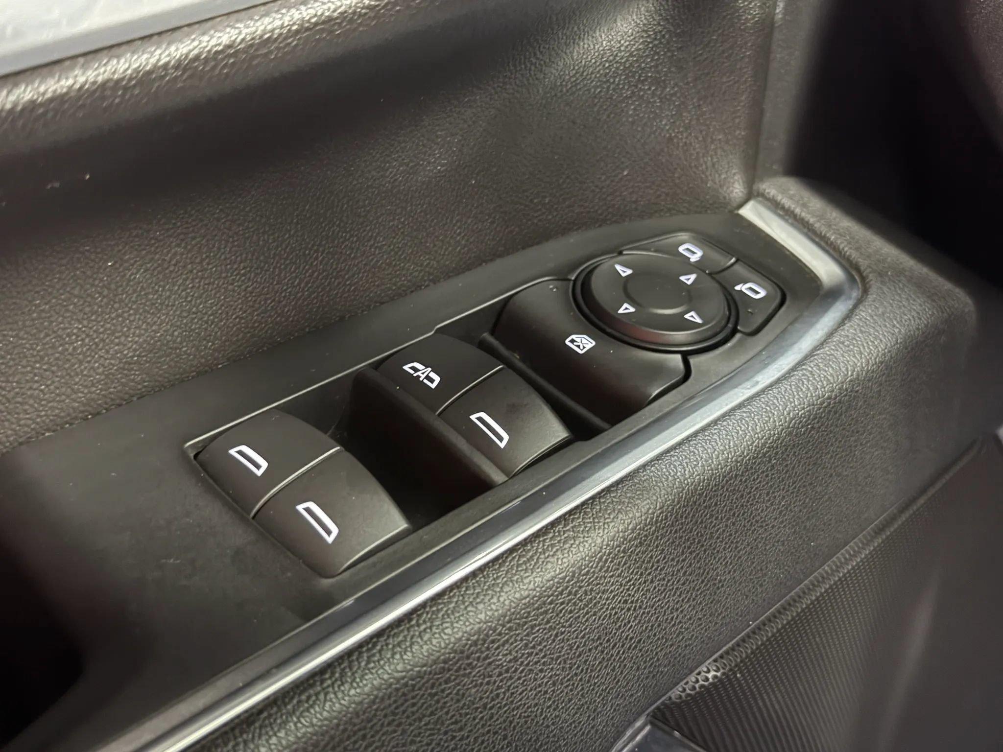 Used 2026 Chevrolet Silverado 2500 LT AWD/4WD image 25